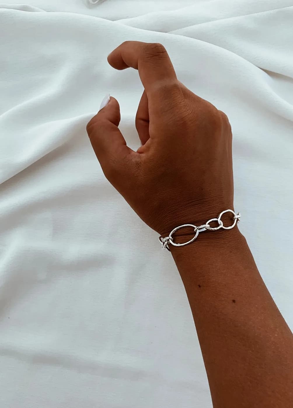 Loop bracelet, צמיד כסף 925 או ציפוי זהב – תמונה 4
