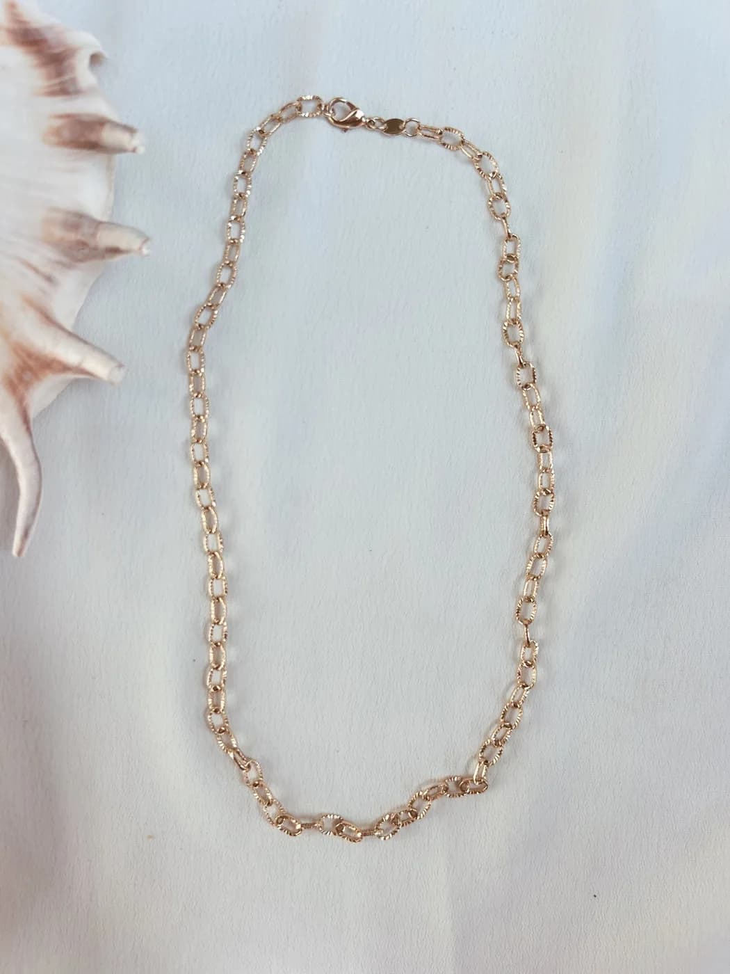 Loop necklace, שרשרת בציפוי זהב – תמונה 2