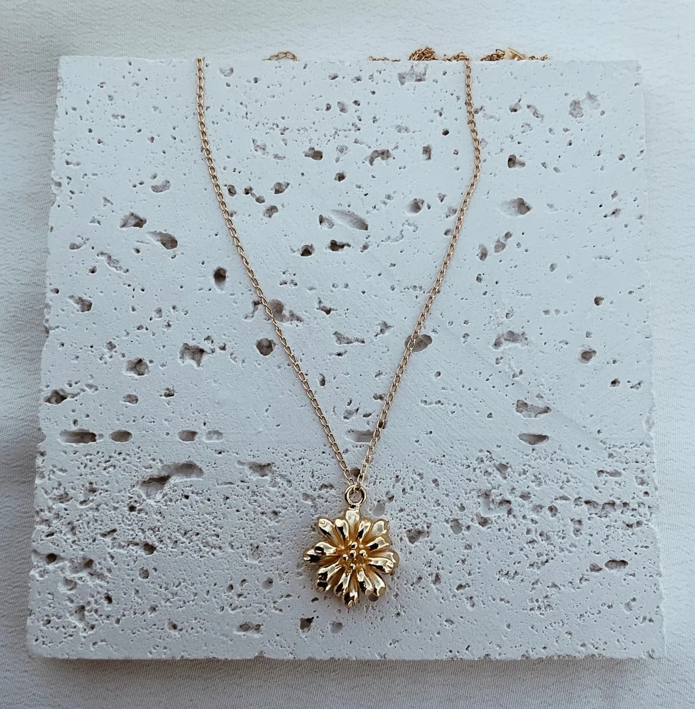 Perpi necklace